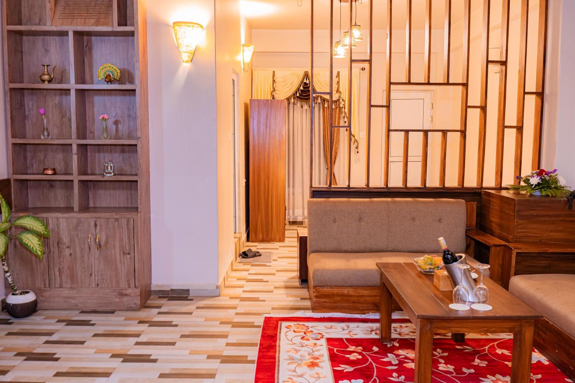 Busy Bee Resort, Покхара Екстер'єр фото