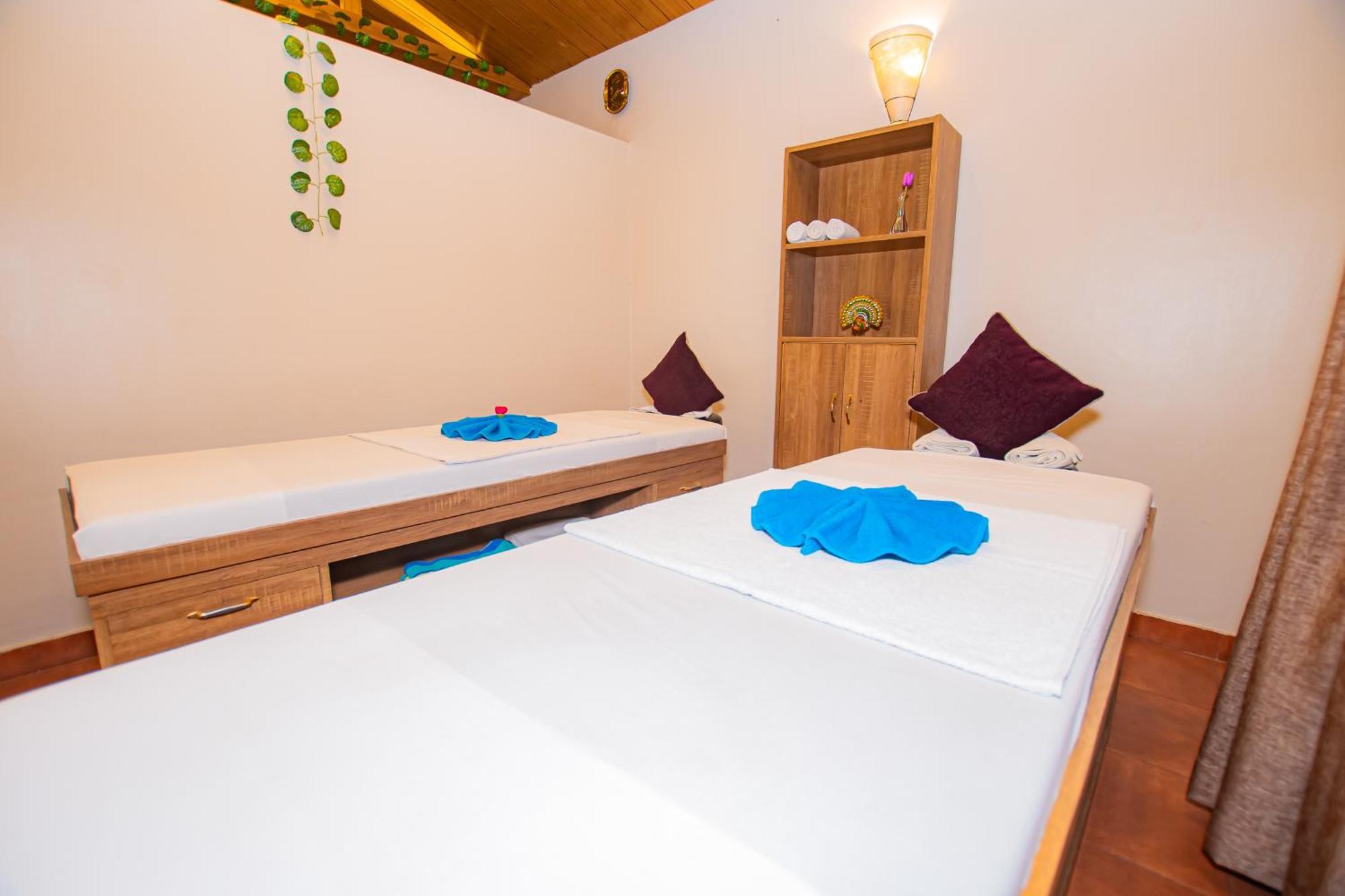 Busy Bee Resort, Покхара Екстер'єр фото