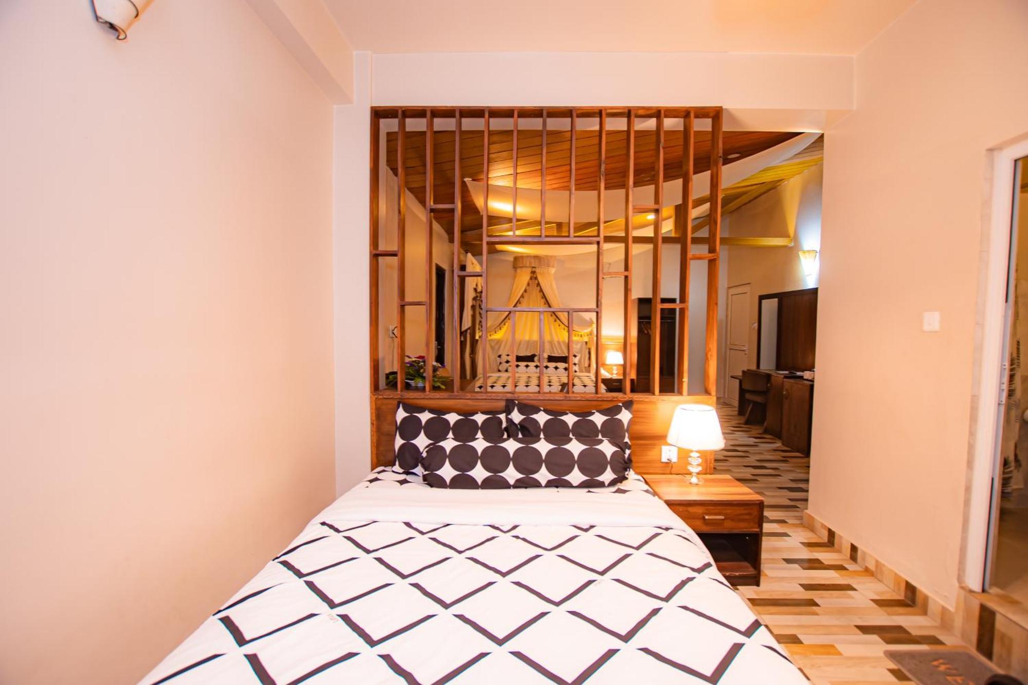 Busy Bee Resort, Покхара Екстер'єр фото