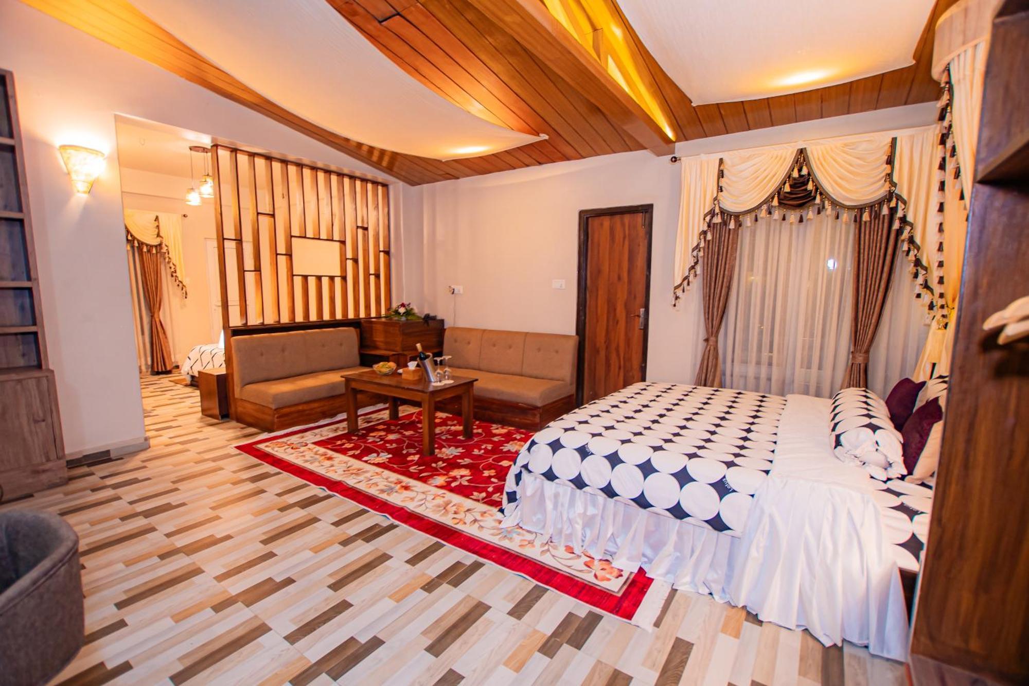 Busy Bee Resort, Покхара Екстер'єр фото