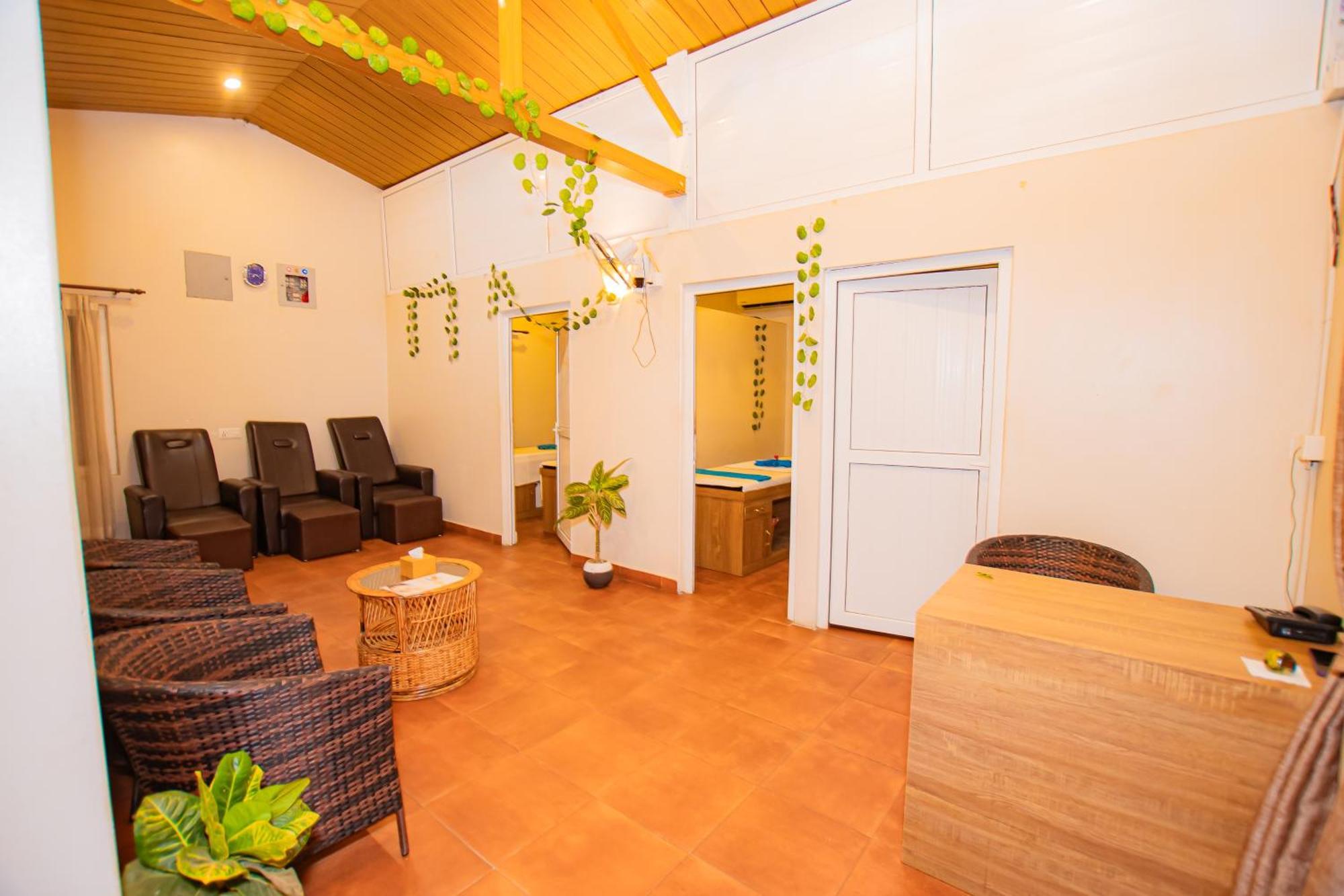 Busy Bee Resort, Покхара Екстер'єр фото