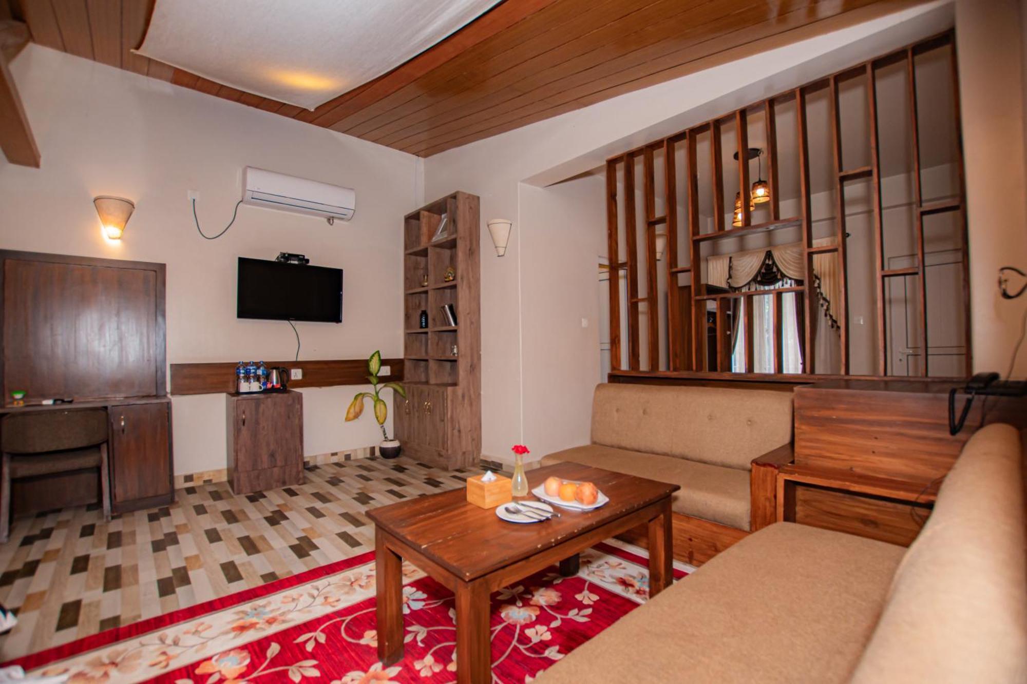 Busy Bee Resort, Покхара Екстер'єр фото